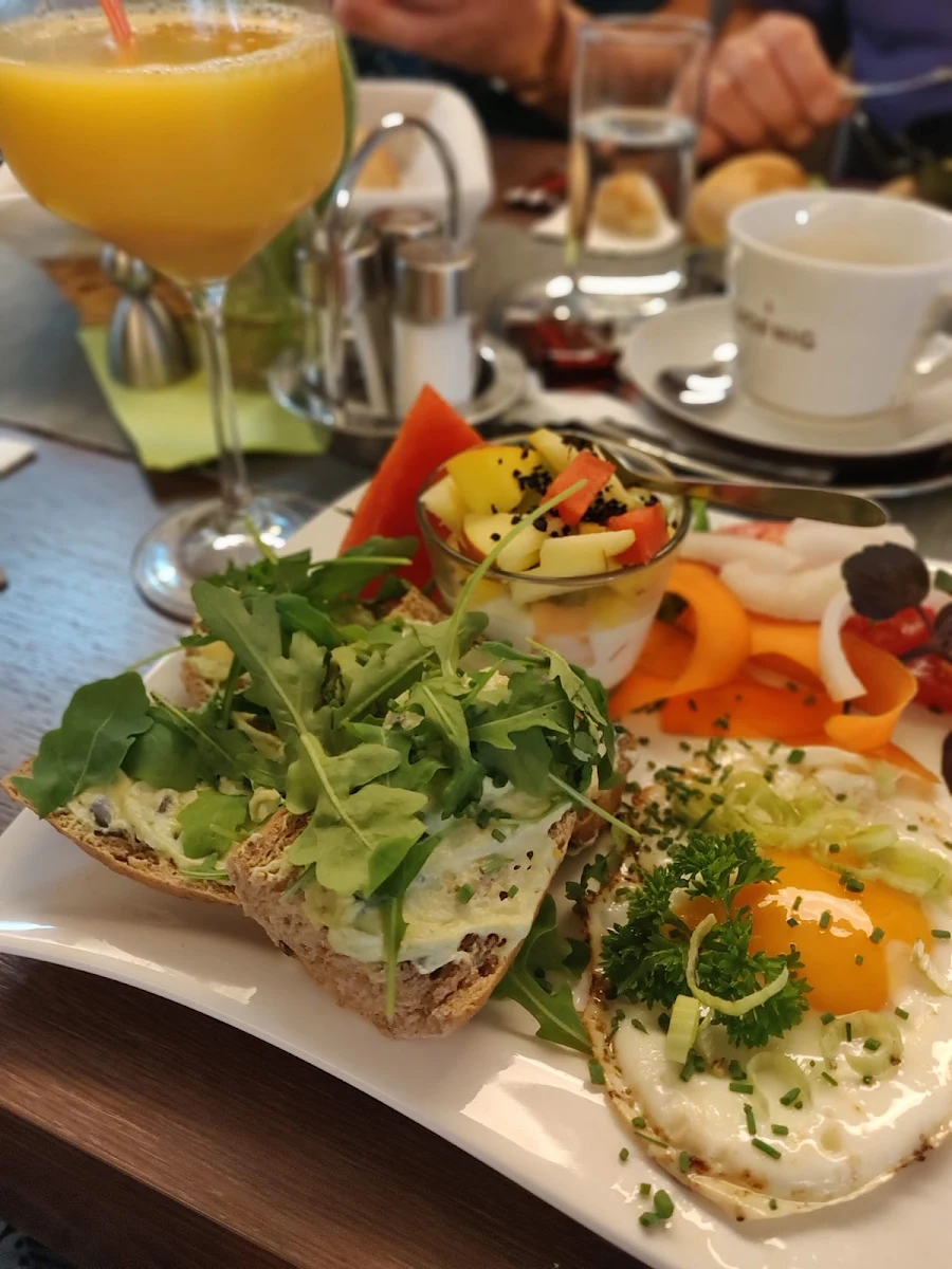 Essen und Trinken photo 1