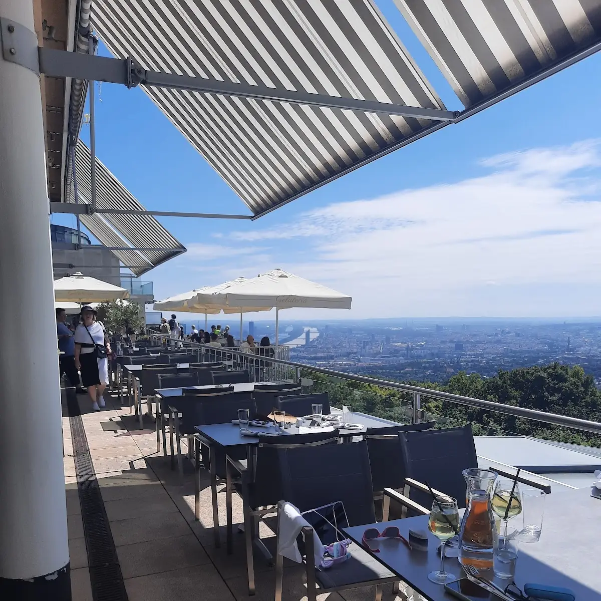 Atmosphäre, Skyline Lounge Restaurant Kahlenberg