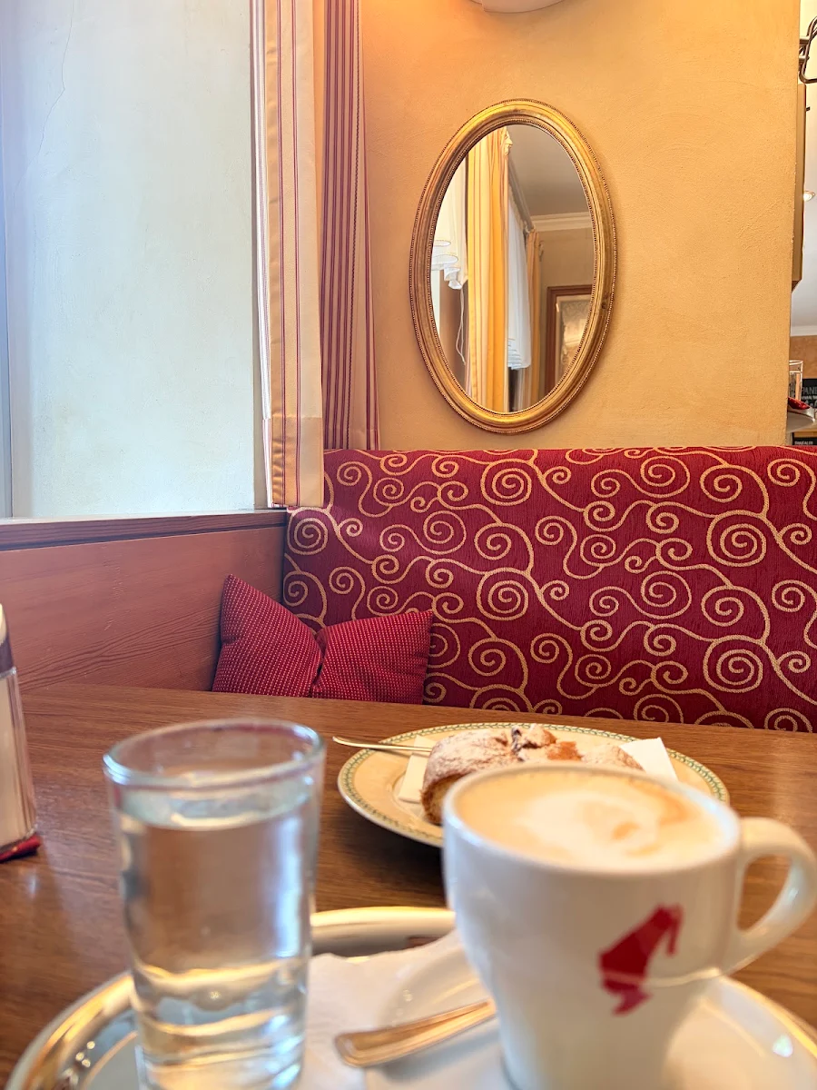 Essen und Trinken photo 1