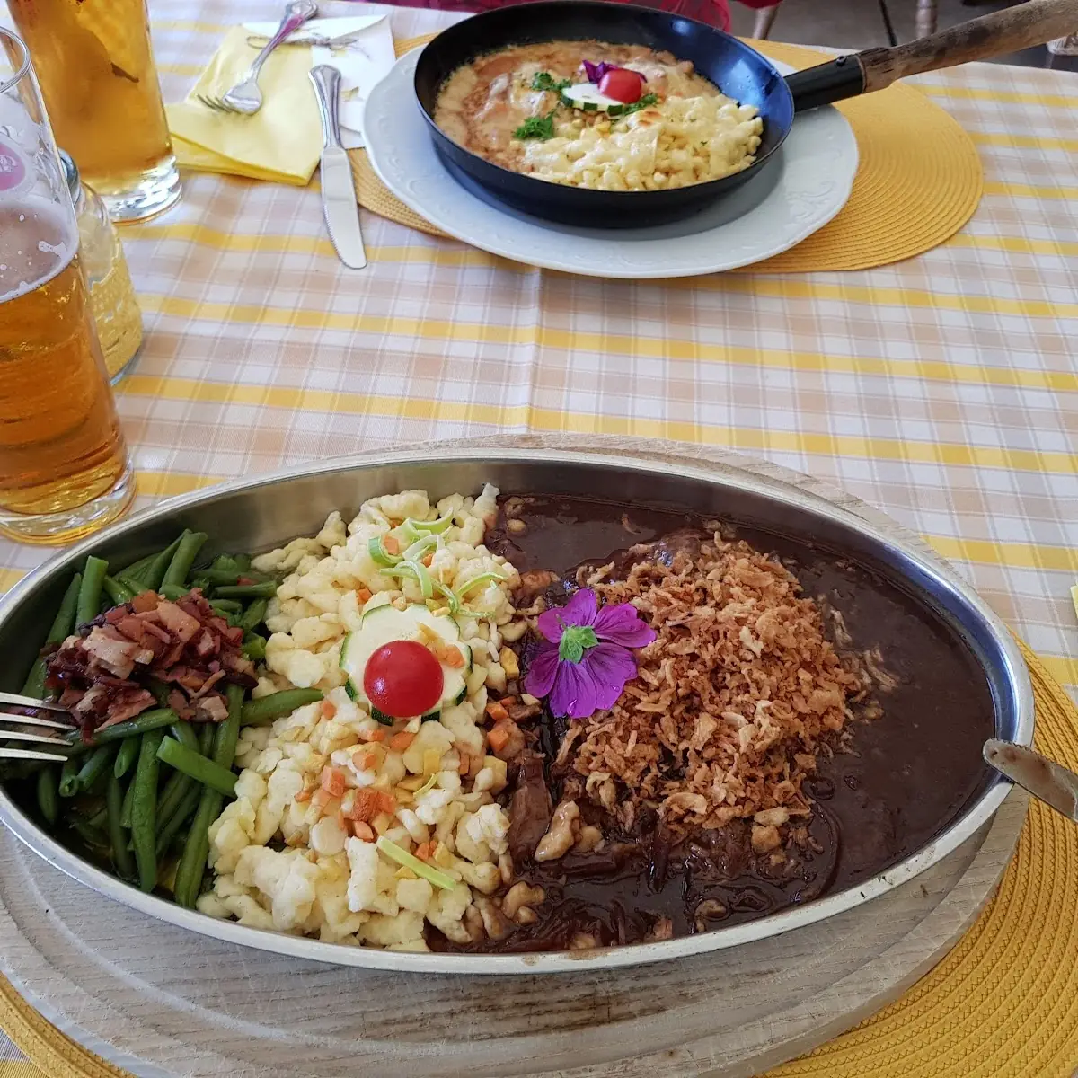 Essen und Trinken photo 3