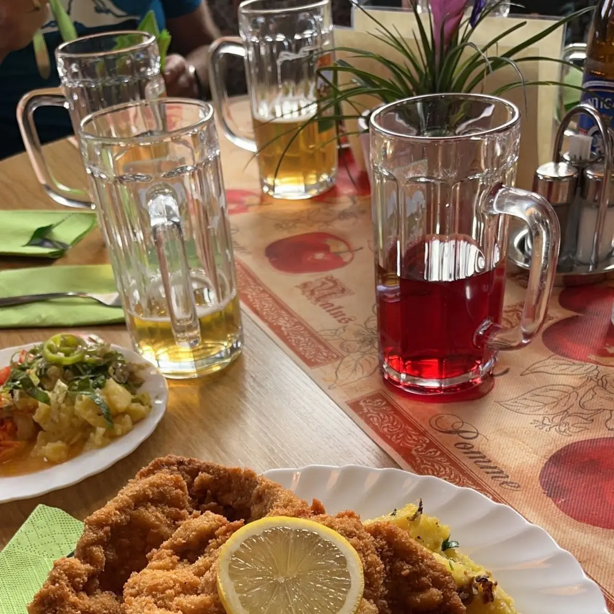 Essen und Trinken photo 2