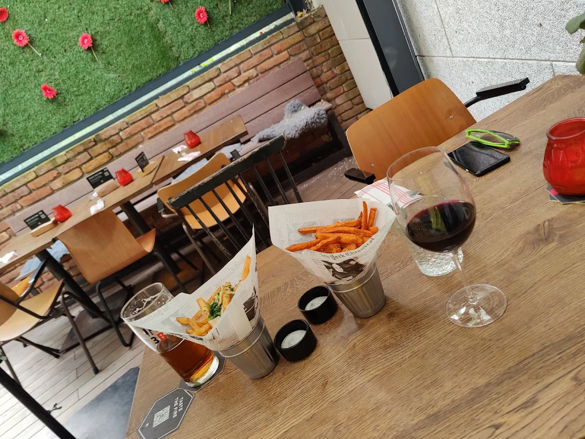 Essen und Trinken photo 1