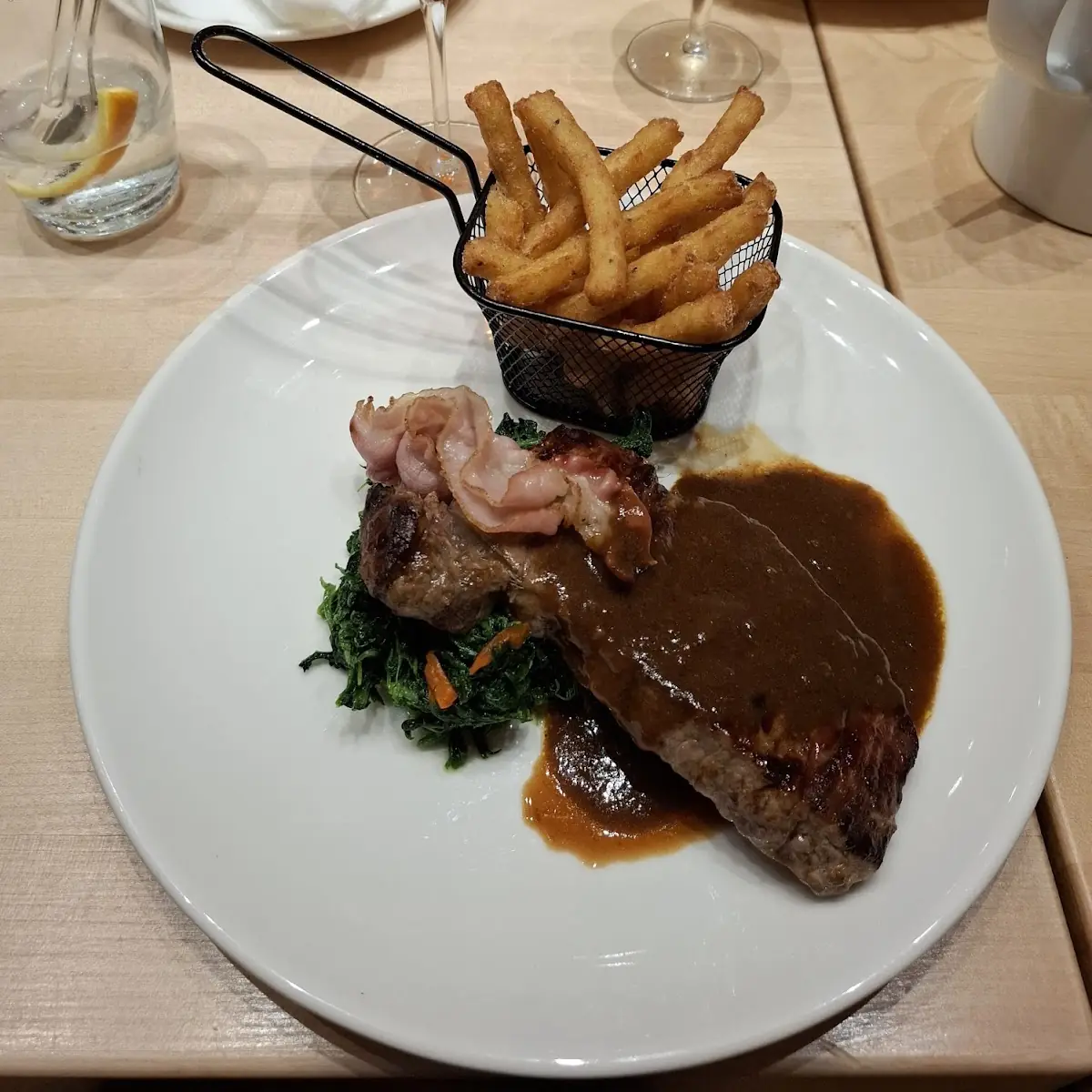 Essen und Trinken photo 3