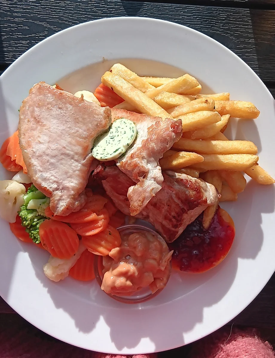 Essen und Trinken photo 2
