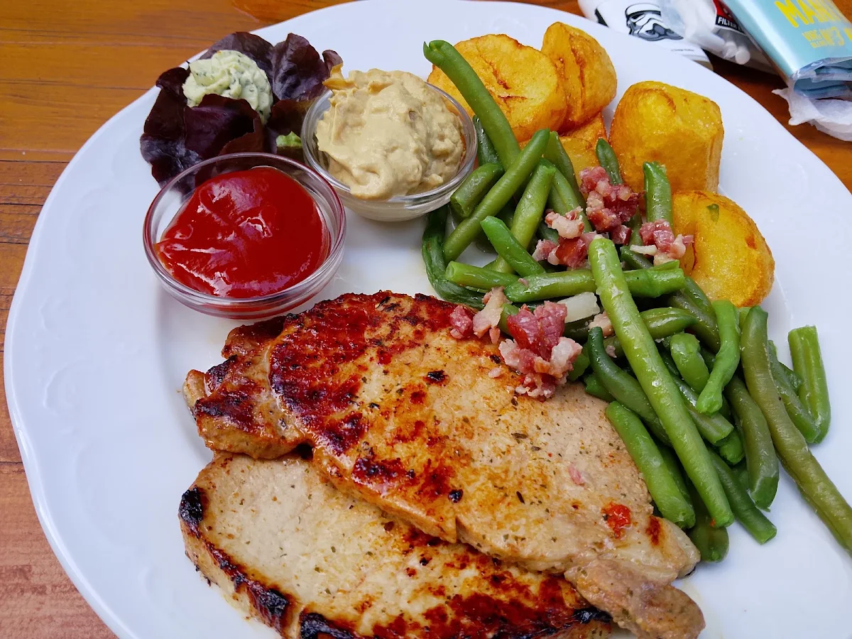 Essen und Trinken photo 3