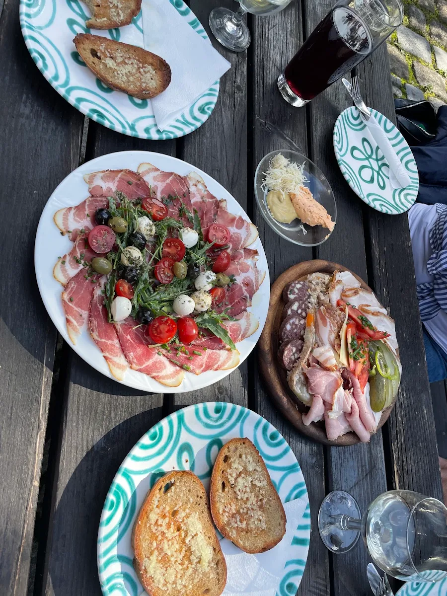 Essen und Trinken photo 2