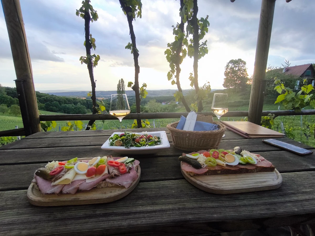 Essen und Trinken photo 1