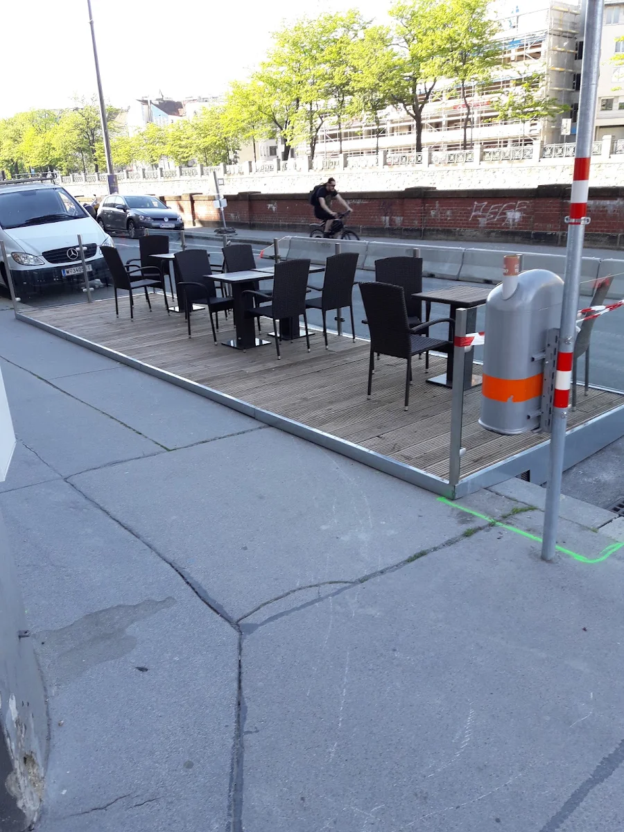 Café Esplanada Titelbild