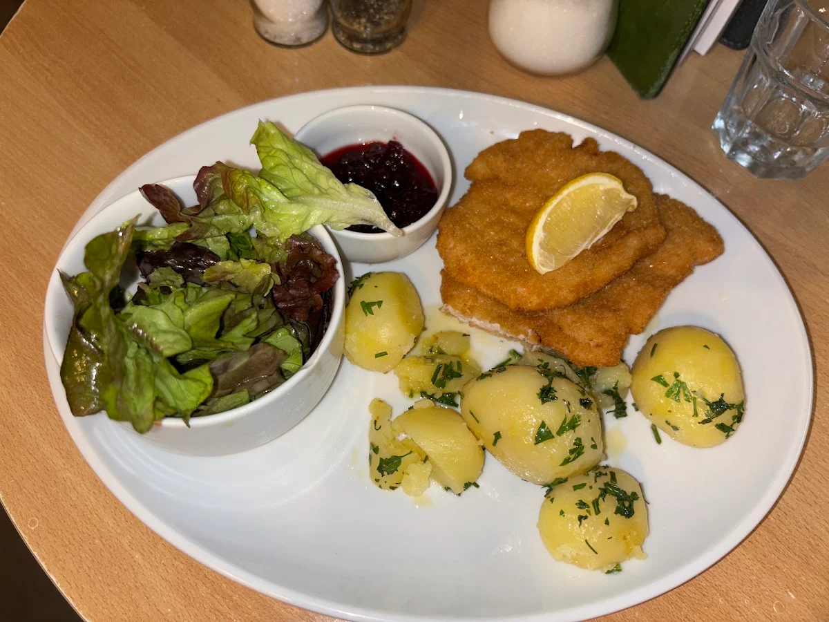 Essen und Trinken photo 3
