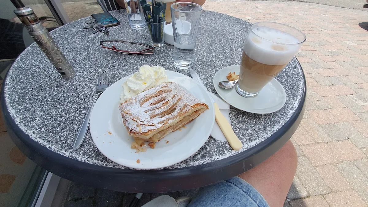 Essen und Trinken photo 1