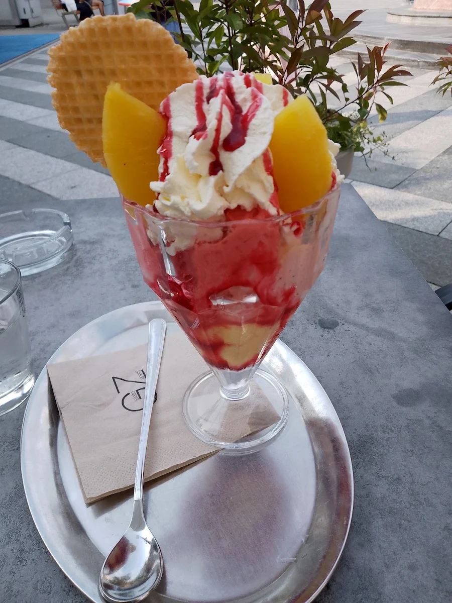 Essen und Trinken, Cafe Roma
