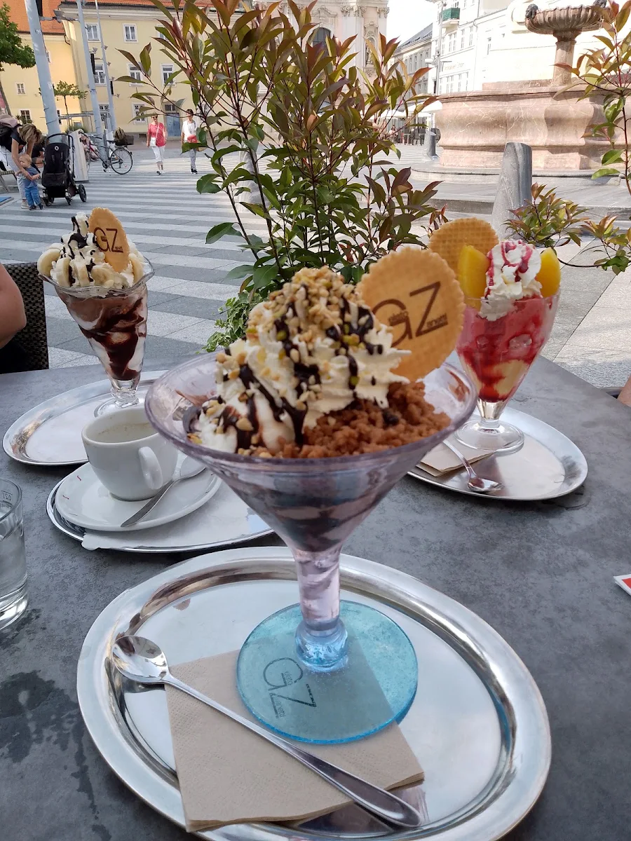 Essen und Trinken, Cafe Roma