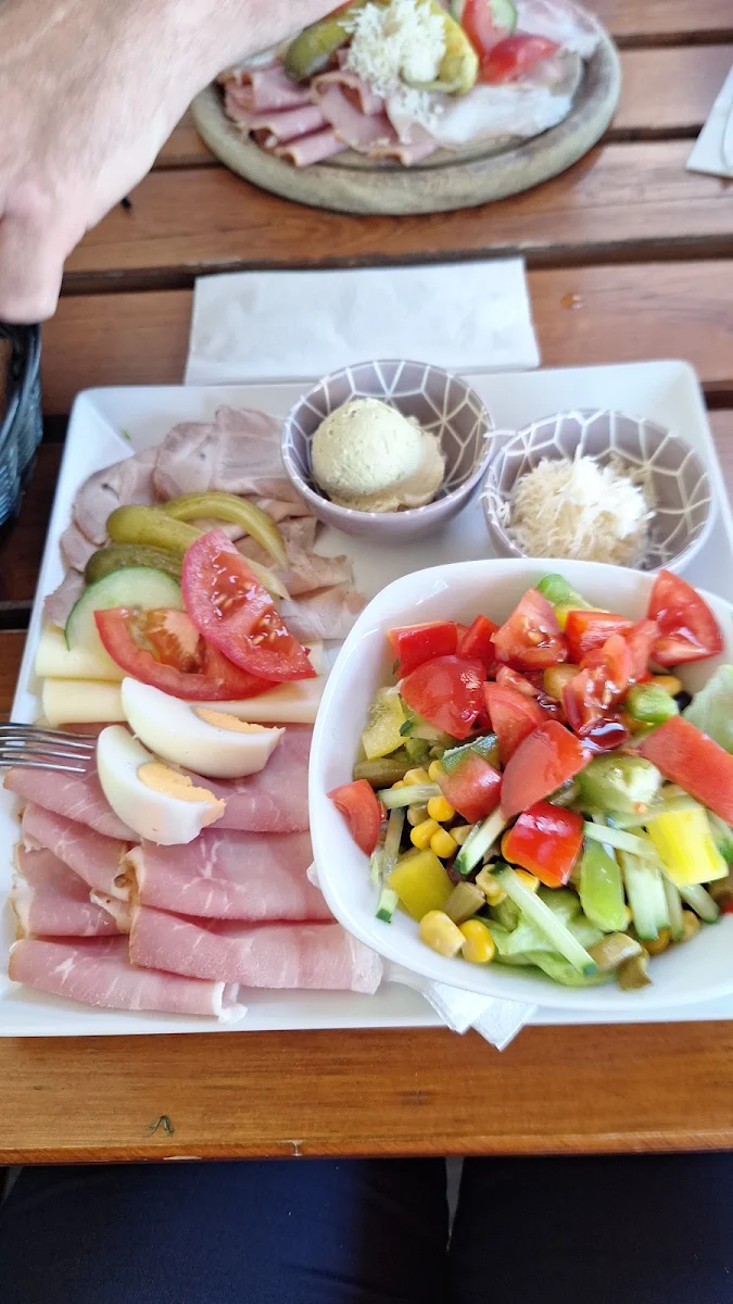 Essen und Trinken photo 2