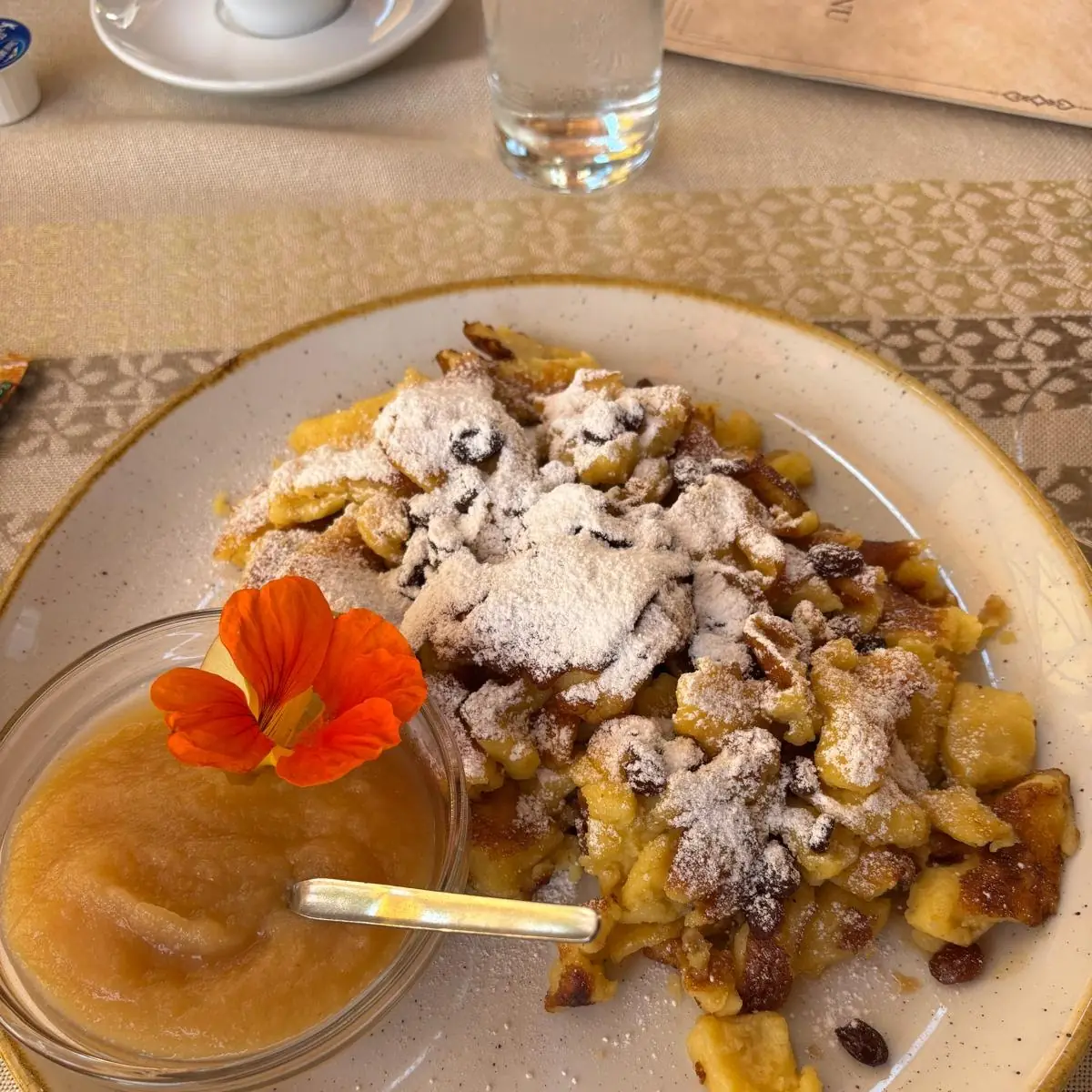 Essen und Trinken photo 1