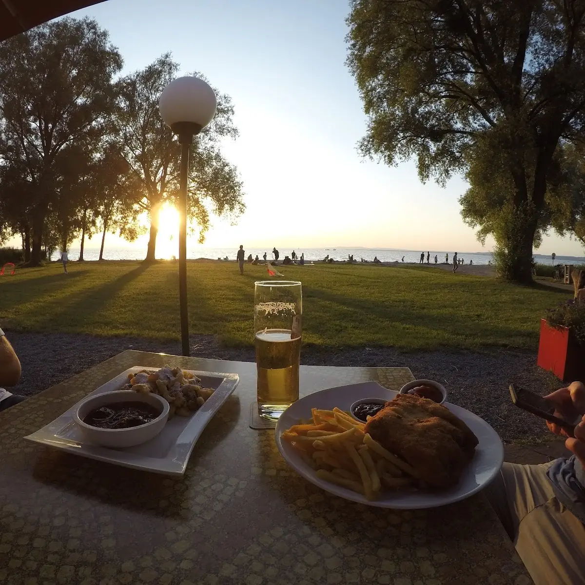 Essen und Trinken photo 3