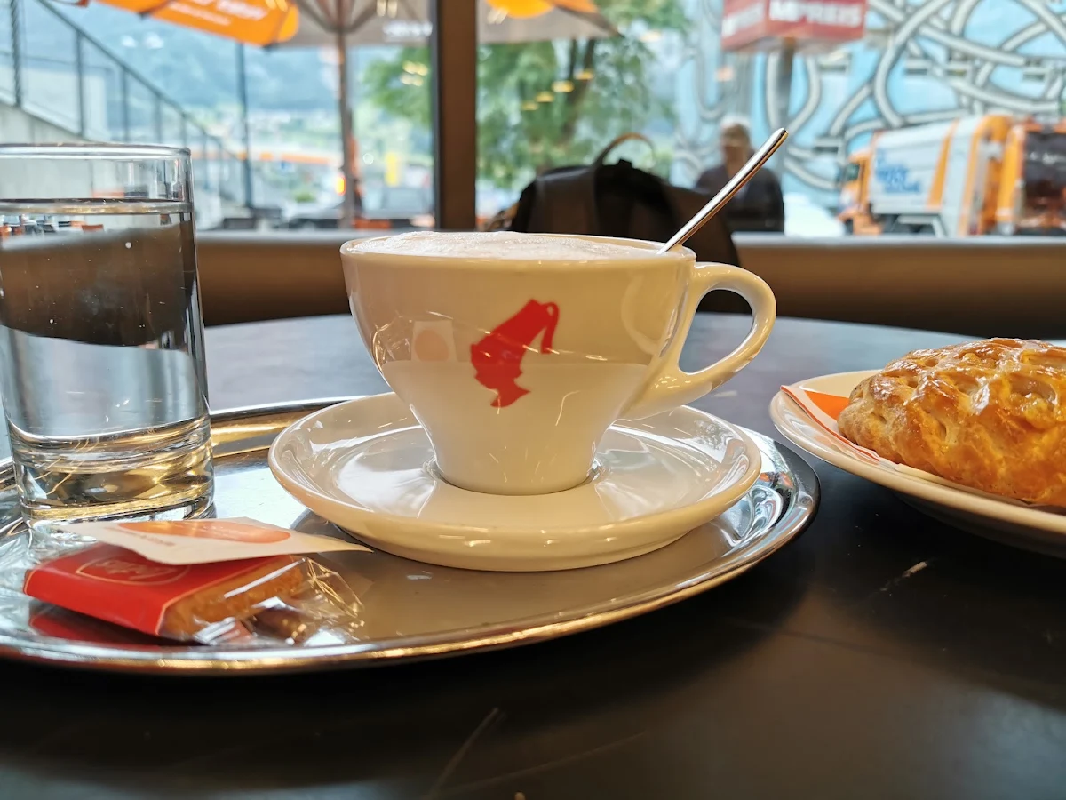 Essen und Trinken photo 2