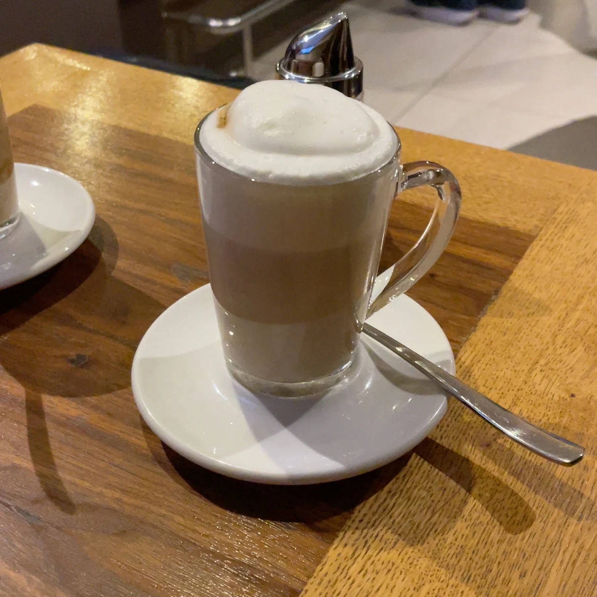 Cafe HB Titelbild