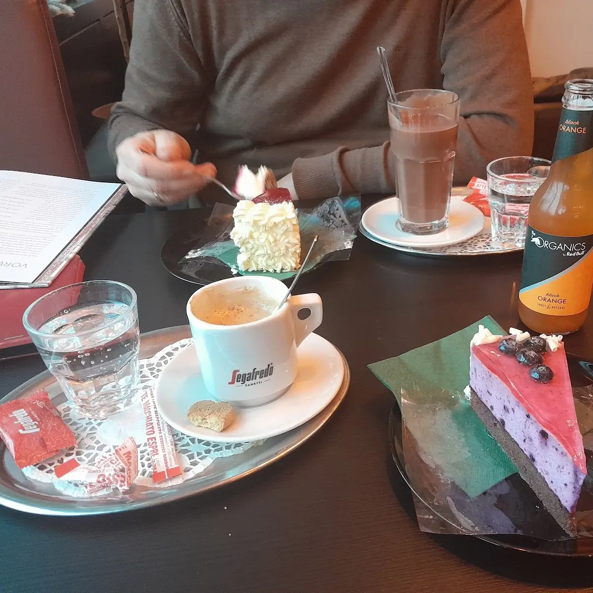 Essen und Trinken photo 2
