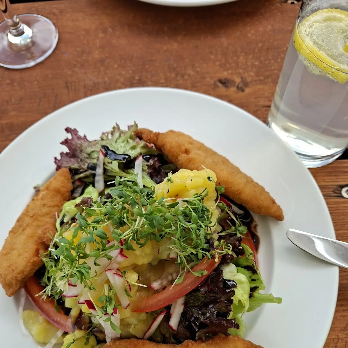 Essen und Trinken photo 1