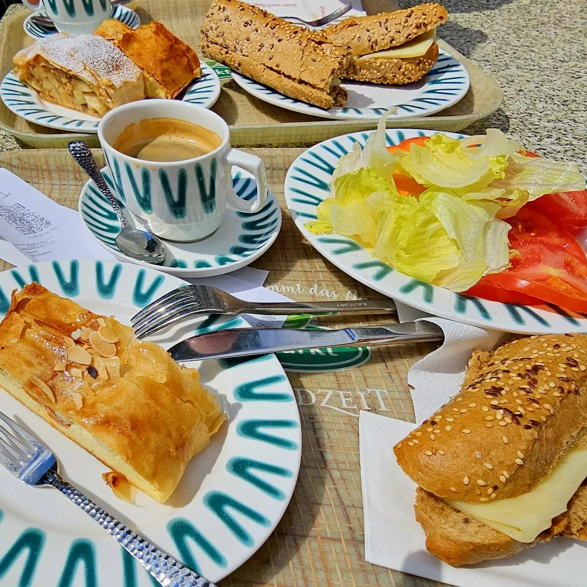 Essen und Trinken photo 6