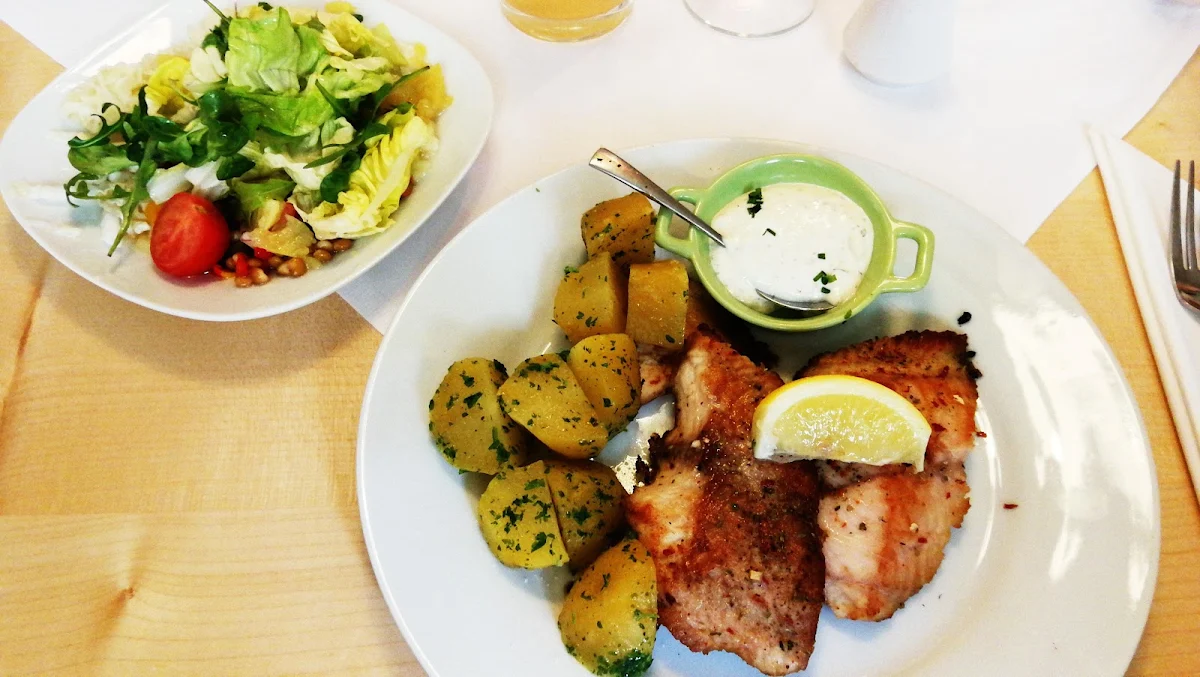 Essen und Trinken photo 2