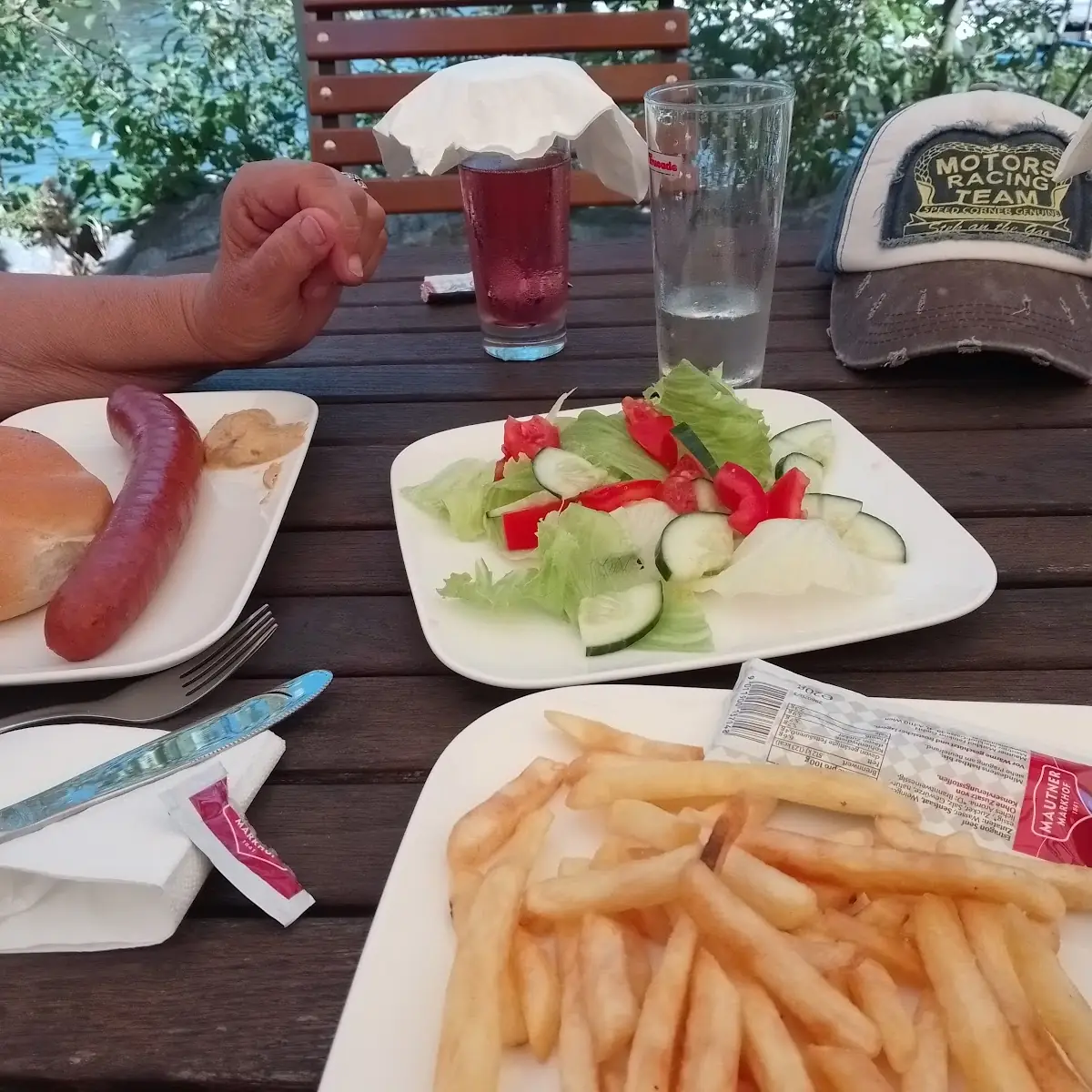 Essen und Trinken photo 2