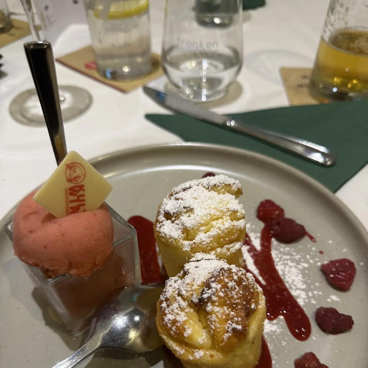 Essen und Trinken photo 2