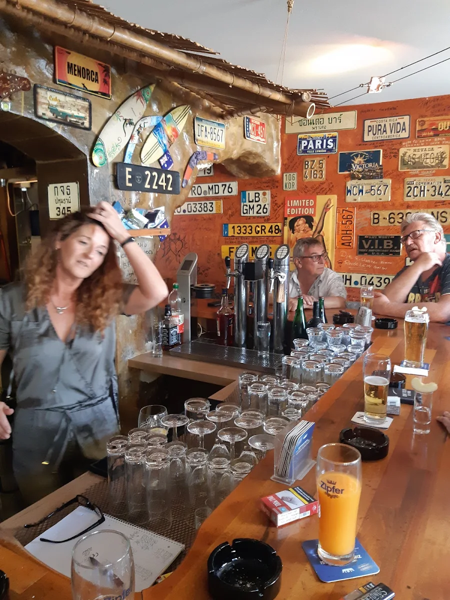 Cafe Sonderbar Titelbild