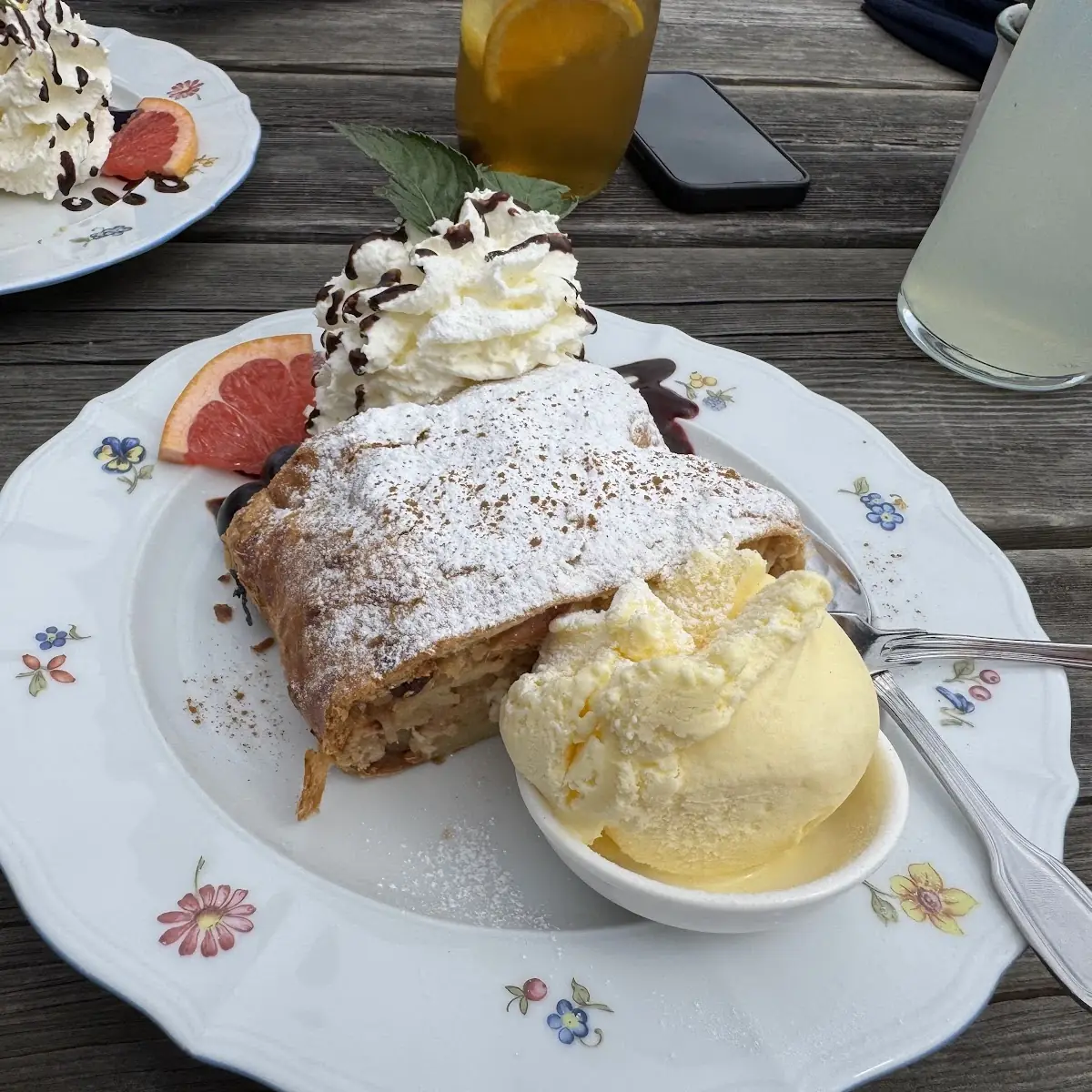 Essen und Trinken photo 7