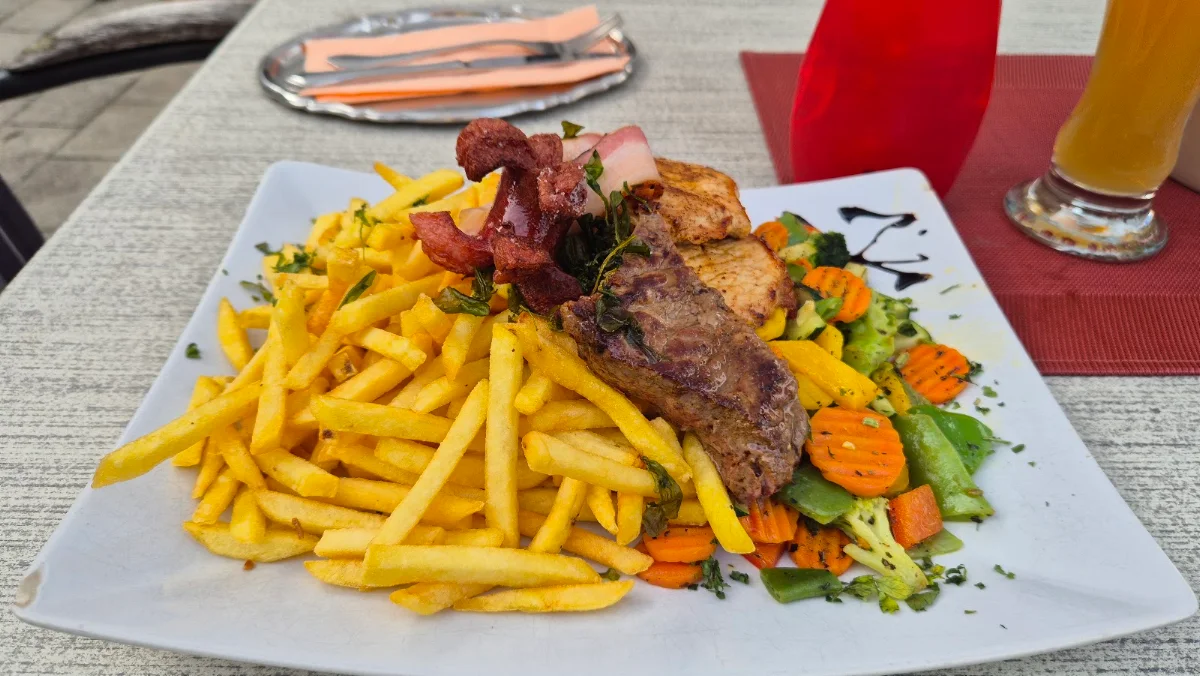 Essen und Trinken photo 2