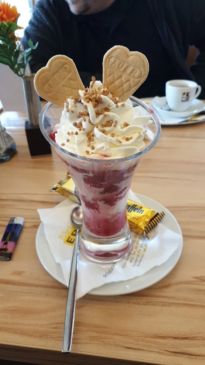 Essen und Trinken photo 2