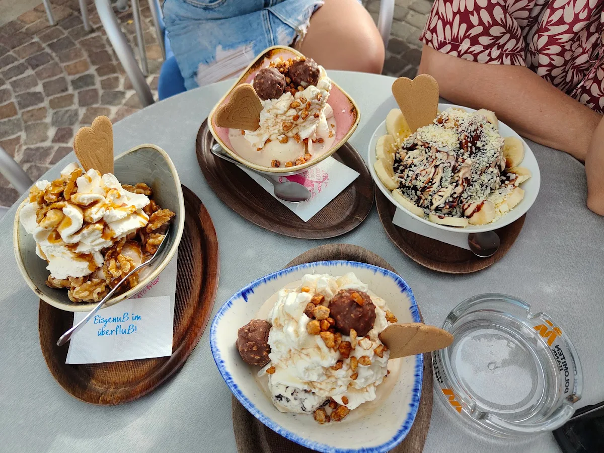 Essen und Trinken photo 1