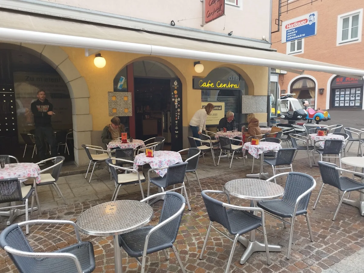 Central Cafe Titelbild