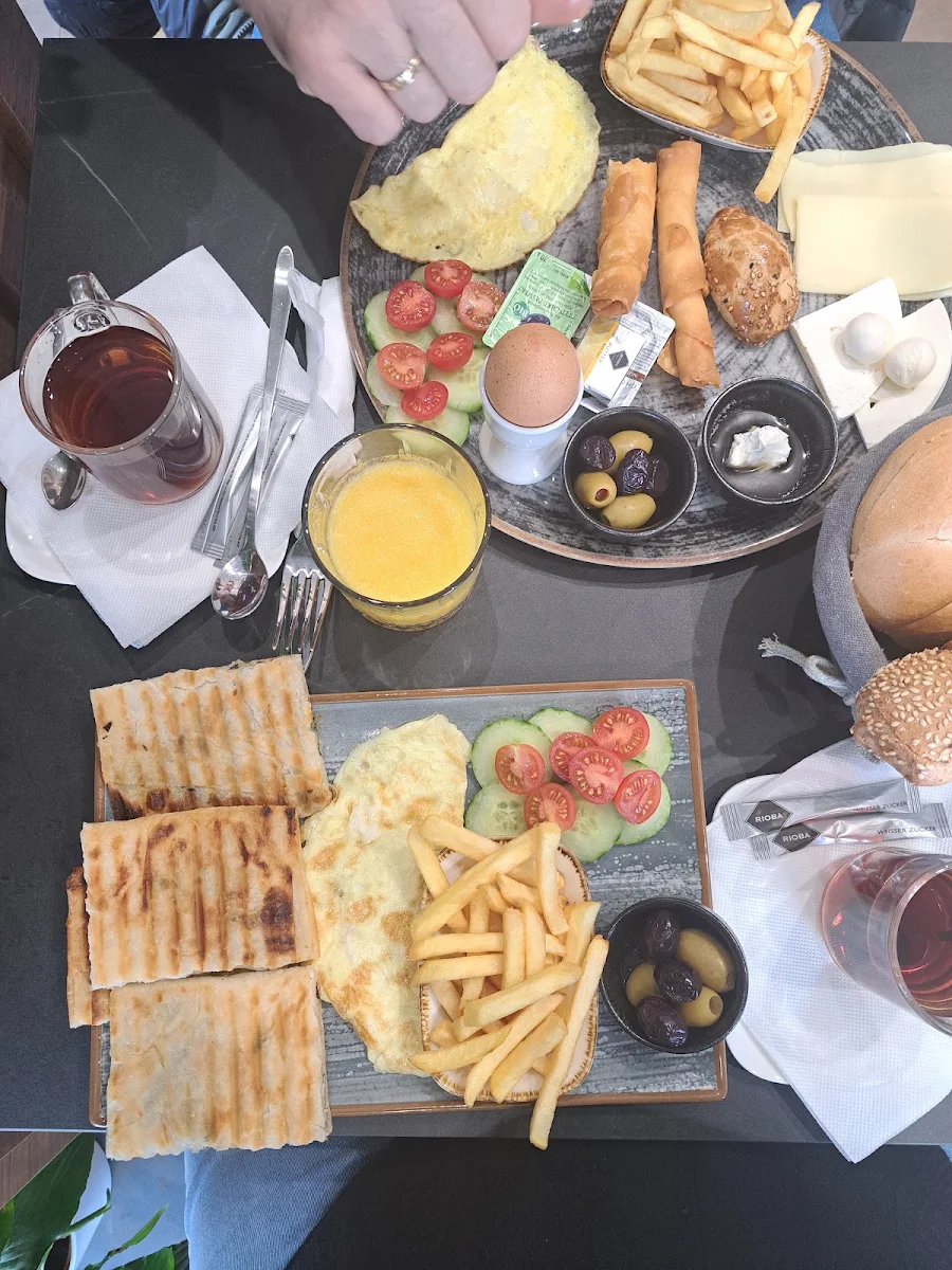 Essen und Trinken photo 3