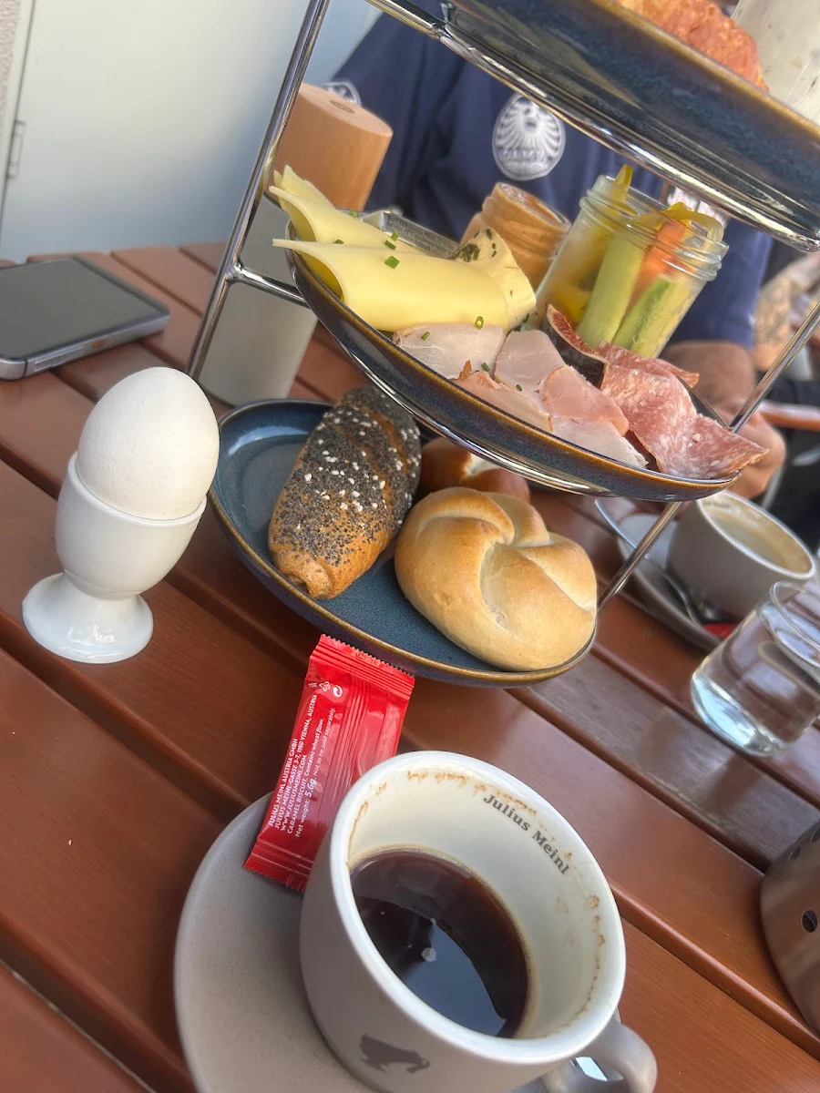 Essen und Trinken photo 1
