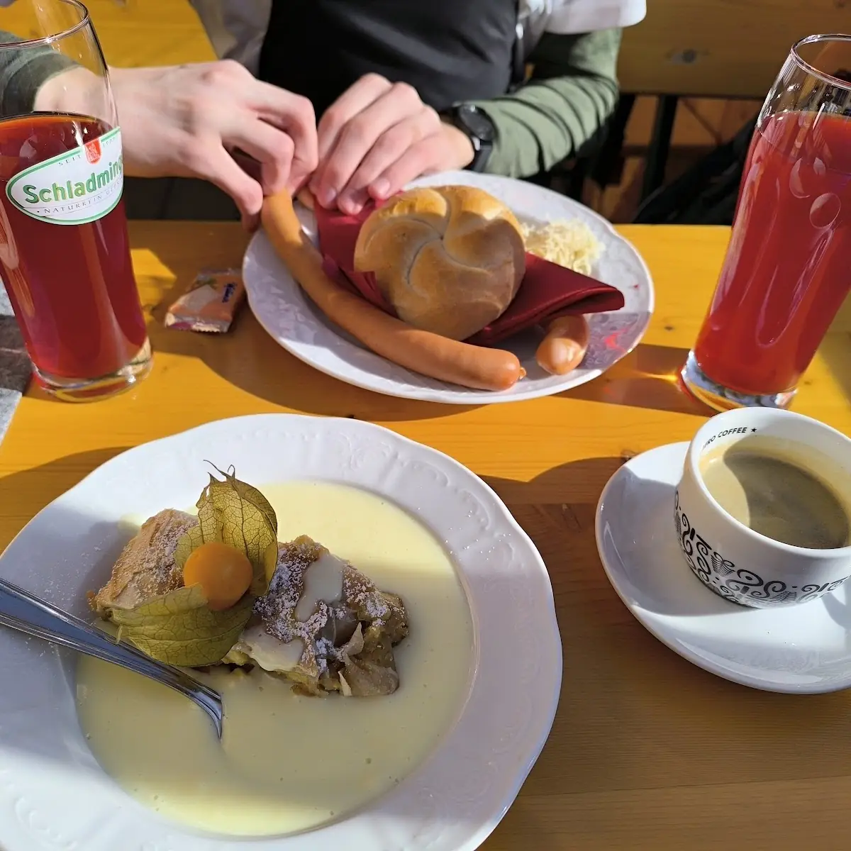 Essen und Trinken photo 3