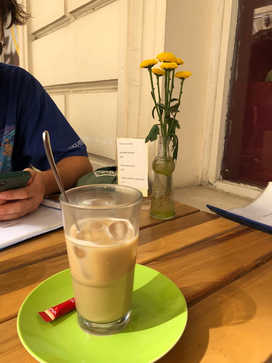Essen und Trinken photo 7
