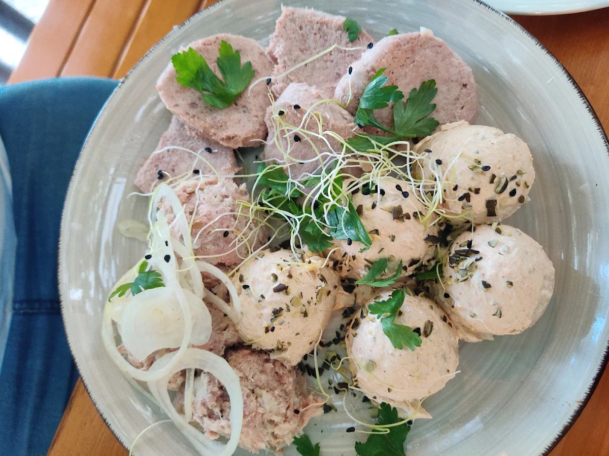 Essen und Trinken photo 3
