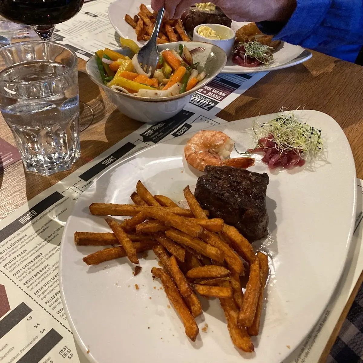 Essen und Trinken photo 3