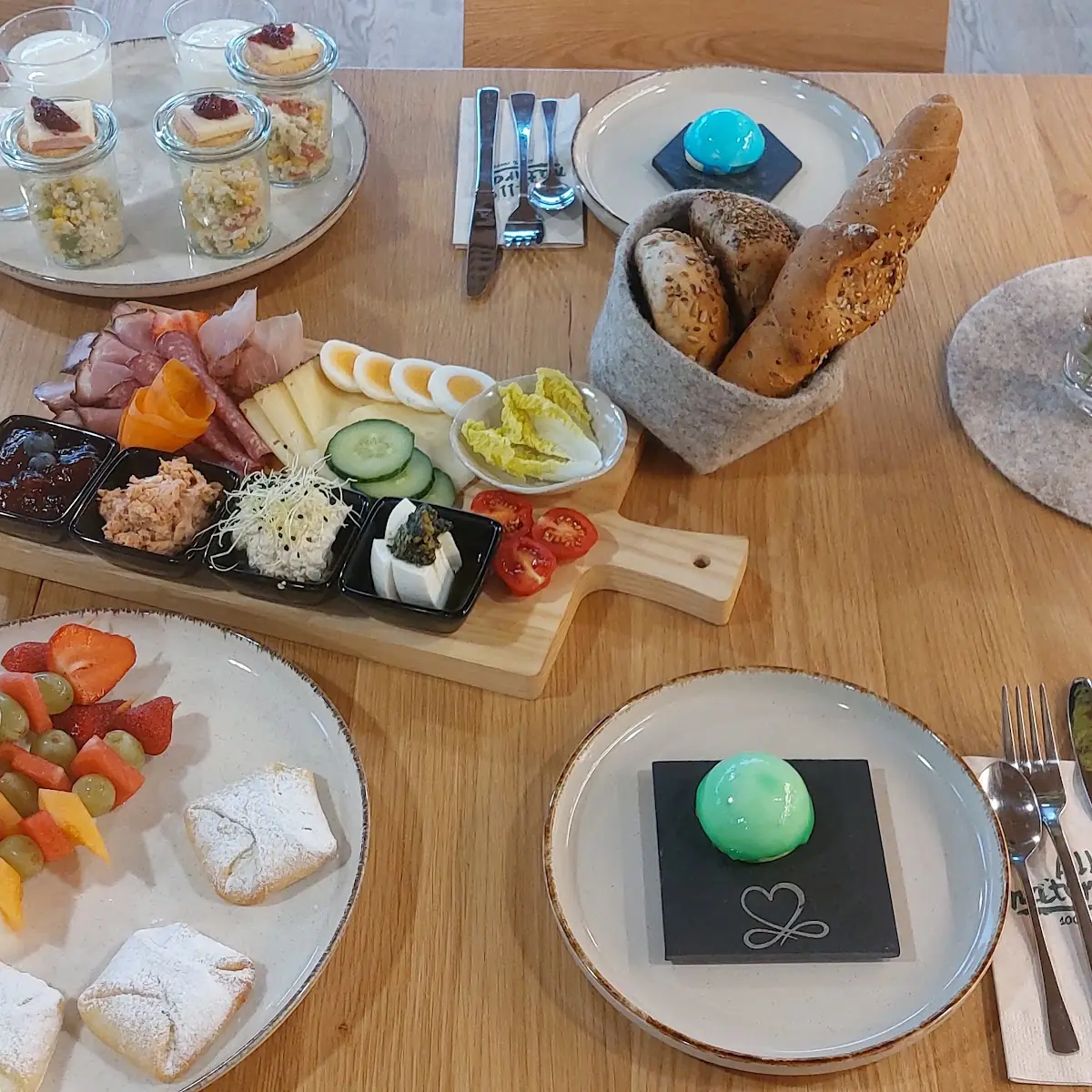 Essen und Trinken photo 1