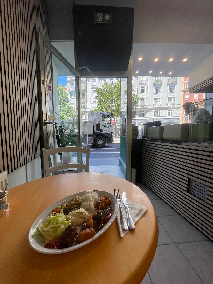 Essen und Trinken photo 2
