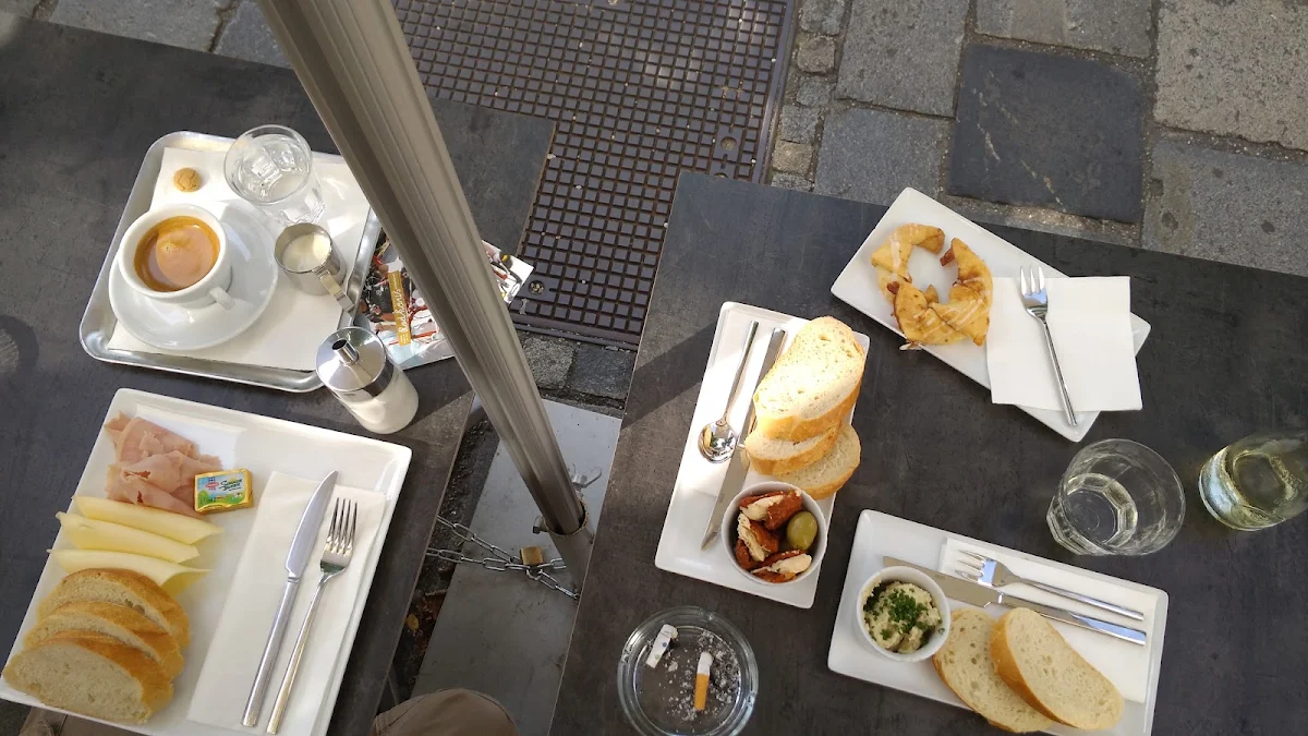 Essen und Trinken photo 1