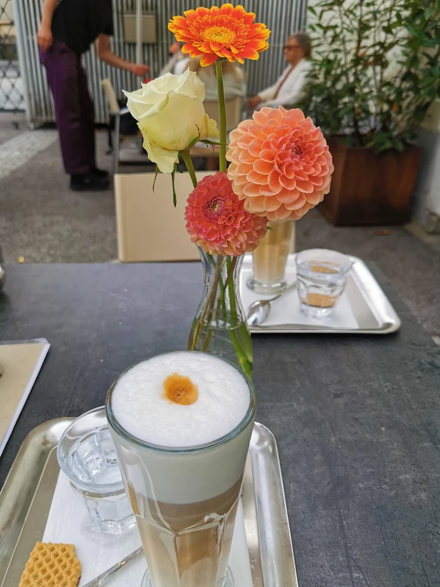Essen und Trinken photo 2