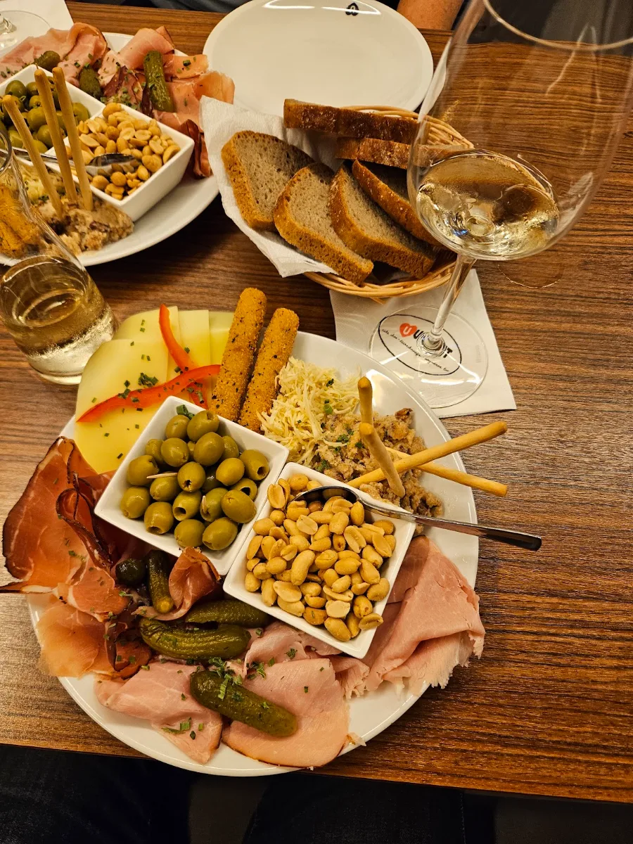 Essen und Trinken photo 2