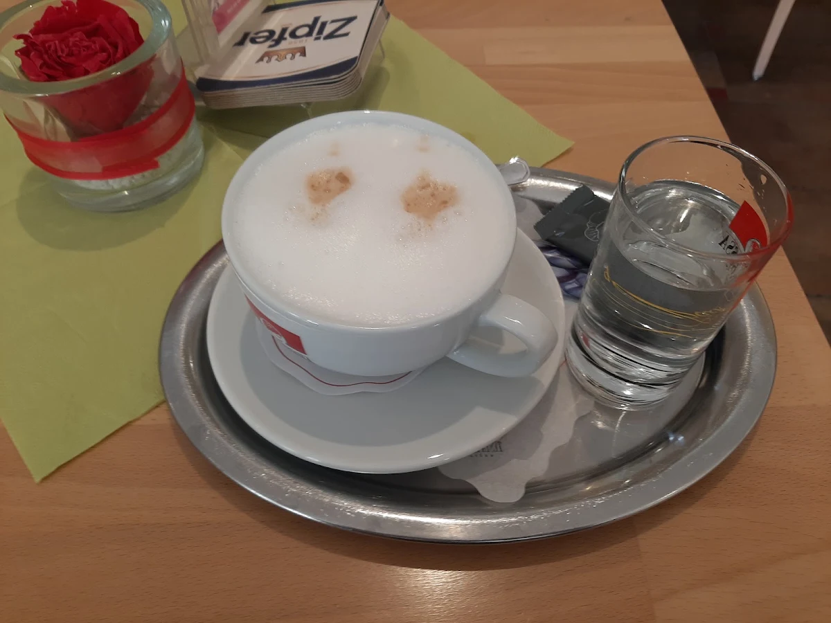 Essen und Trinken photo 2