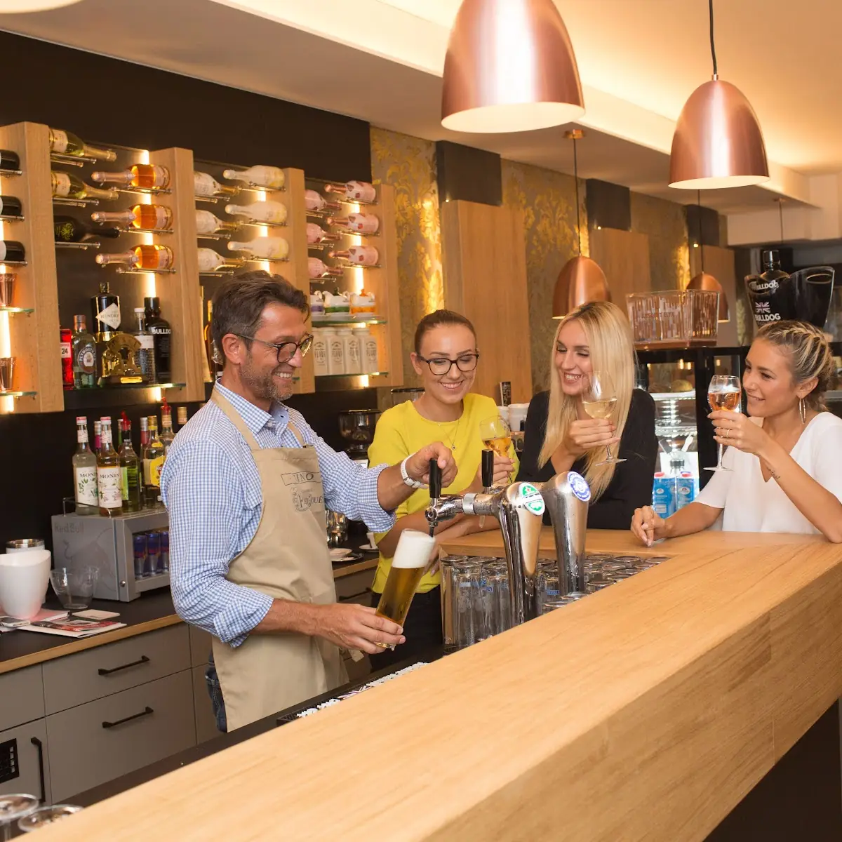 Cafe Bar Vino (Vinothek) Titelbild