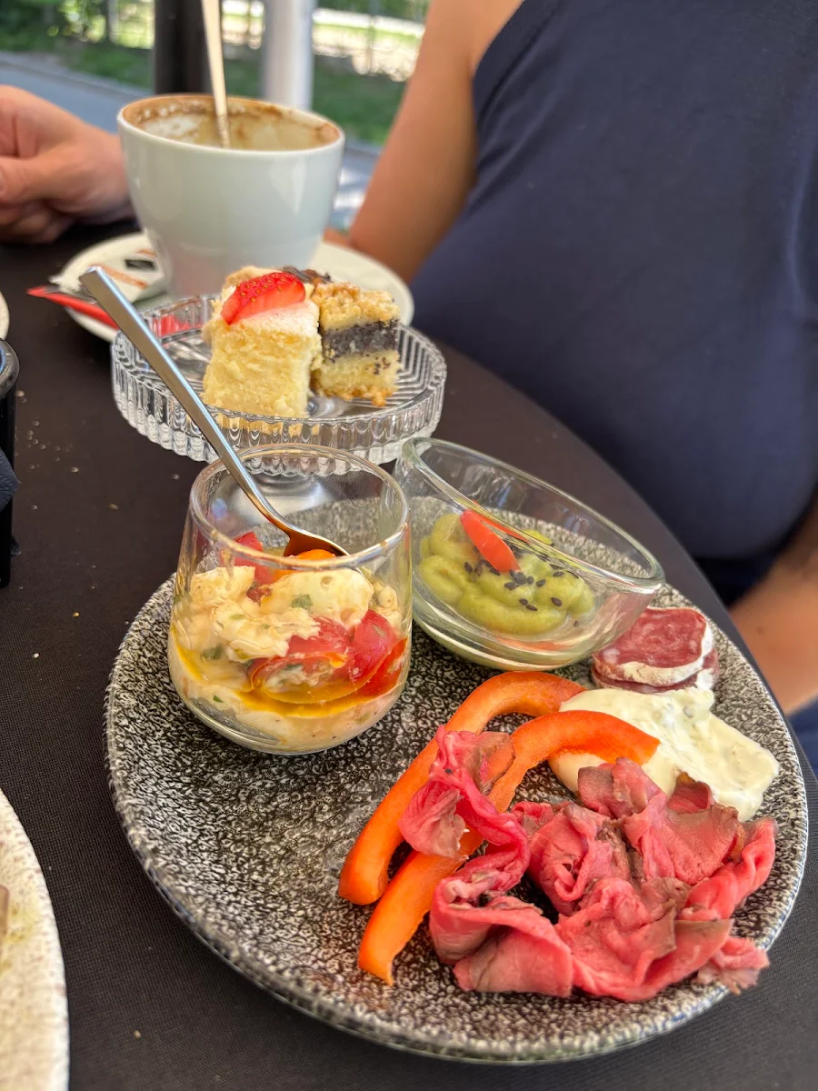 Essen und Trinken photo 2
