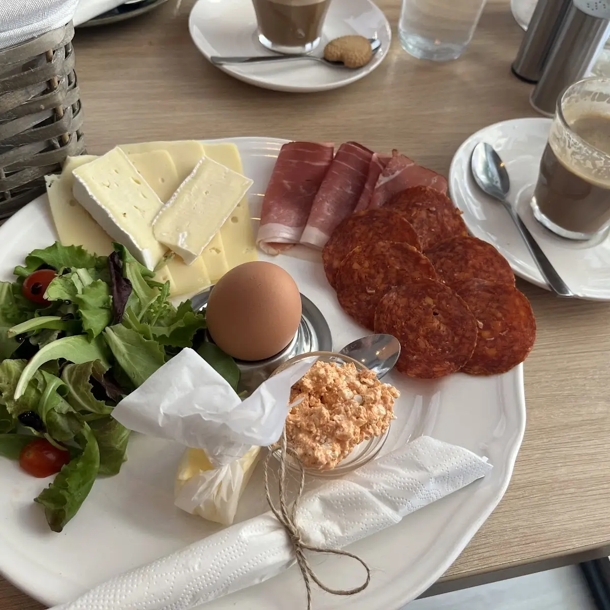 Essen und Trinken photo 1