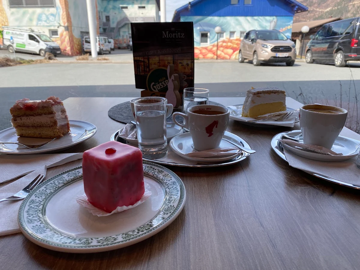 Essen und Trinken photo 2