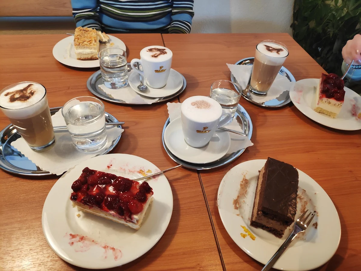 Essen und Trinken photo 3